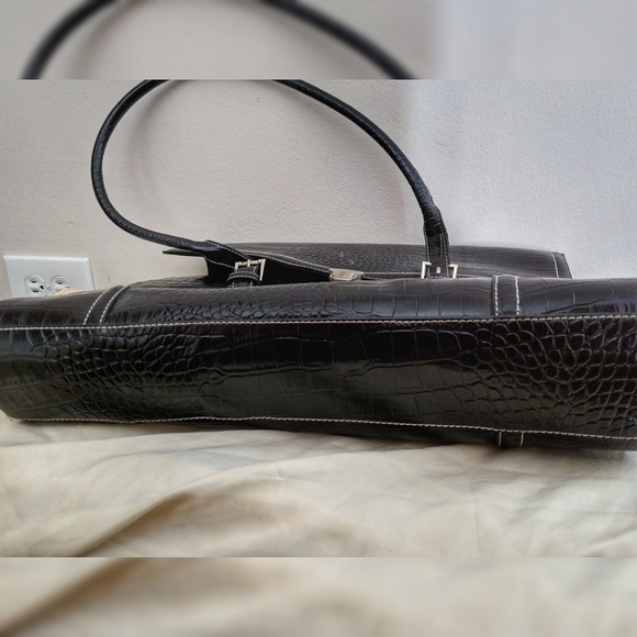 Liz Claiborne Bag - Picture 5 of 6